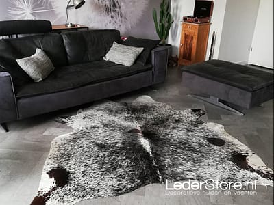 koeienhud-zwart-wit-salt-and-pepper-lilja-1